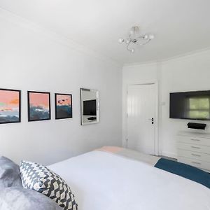 Appartement à 2 Chambres à Coucher