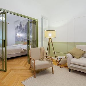 Appartement à 2 Chambres à Coucher