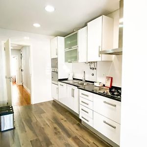 Appartement à 3 Chambres à Coucher