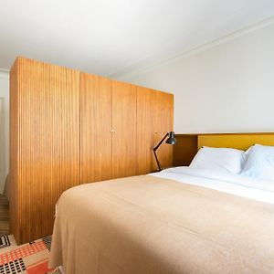 Pied A Terre - Palestro