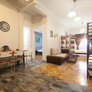 Athens City Themis 2