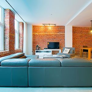 Appartement à 2 Chambres à Coucher