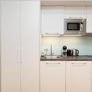Budget One-Bedroom Ground Floor Apartment