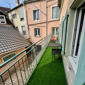 Appartement Avec Balcon + Parking + Box Velos