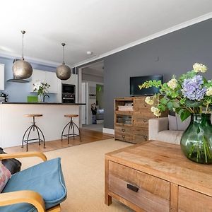 Appartement à 3 Chambres à Coucher