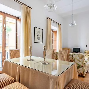 Komodo Sierpes: Bright & Classy Central Apartment