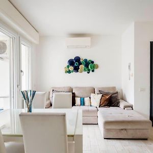 Appartement à 3 Chambres à Coucher