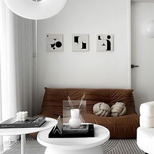 Appartement à 2 Chambres à Coucher