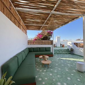 Neroli Le Riad, Idealement Situe