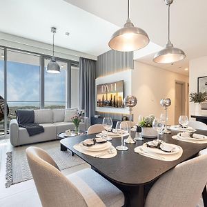Appartement de Luxe à 2 Chambres à Coucher