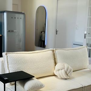 Appartement à 2 Chambres à Coucher