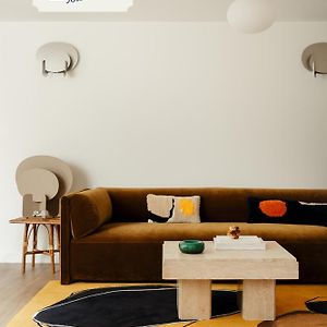 Appartement à 2 Chambres à Coucher