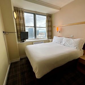 Chambre Lit Queen-Size