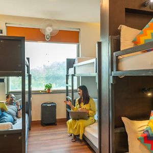 Dormitory Room Mixed