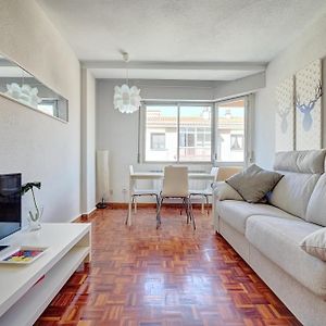 Appartement à 3 Chambres à Coucher