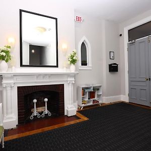 Stylish Newbury Street Studio, #11