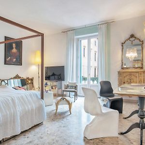 Billie'S Flat White - Art & Design Apt In Verona Historic Centre