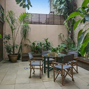 Family Terrace Home Close To Oxford Street And Cbd