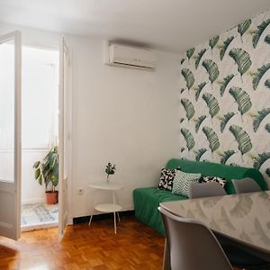 Appartement à 3 Chambres à Coucher