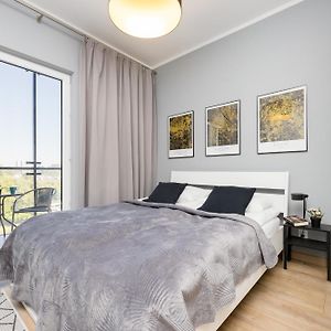 Warsaw Prymasa Tysiaclecia Business Centre By Noclegi Renters