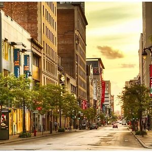 M11 The Simpsons Suite 3Br In The Heart Of Mtl