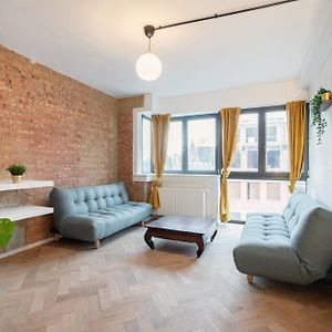 Appartement à 3 Chambres à Coucher