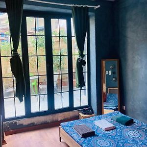 Shiva Suites