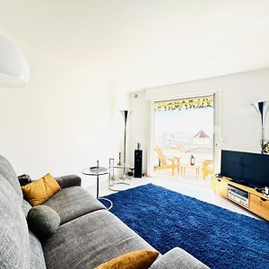 Appartement à 2 Chambres à Coucher