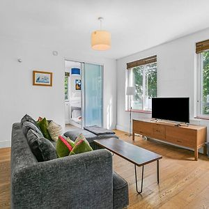 Appartement à 2 Chambres à Coucher