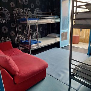 Appartement à 3 Chambres à Coucher
