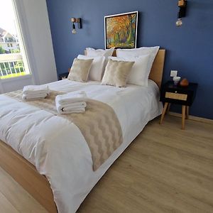 Appartement à 3 Chambres à Coucher