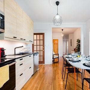 Appartement à 4 Chambres à Coucher