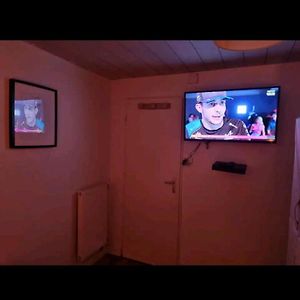 Chambre Privee Dans Maison Au Quartier Calme