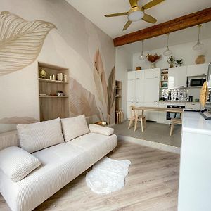 Appartement à 2 Chambres à Coucher