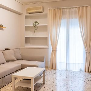Book Homes Athens - Meraki Home