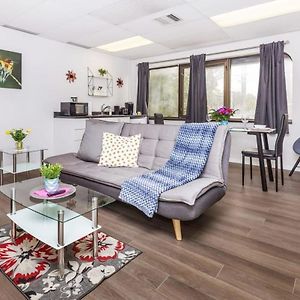 Modern 1Br Condo - Chinatown Near Little Italy