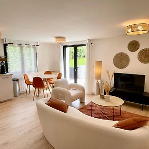 Appartement à 2 Chambres à Coucher