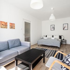 Appartement à 3 Chambres à Coucher