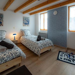 Appartement à 3 Chambres à Coucher