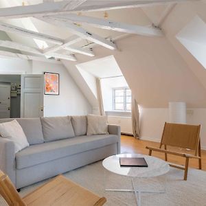 Unique Apartment W Exposed Beams Next To Tivoli