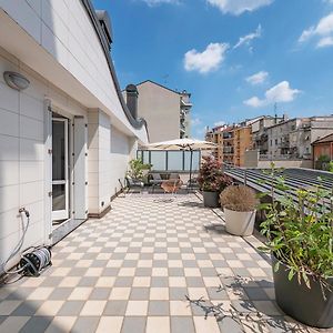 Attico A Milano - 2 Terrazzi E Netflix