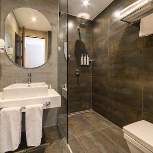 Chambre Standarde Lit Queen-Size