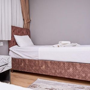 Appartement à 2 Chambres à Coucher