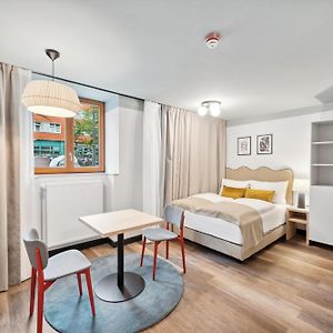 Chambre Accessible aux Personnes à Mobilité Réduite Lit King-Size