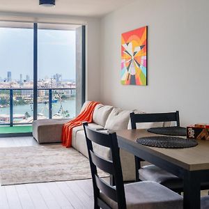 Appartement à 2 Chambres à Coucher
