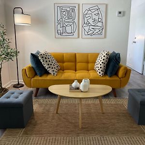 Remodeled Little Havanna Apartments Great Location