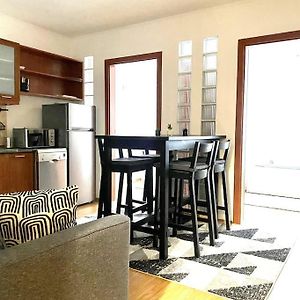 Appartement à 3 Chambres à Coucher