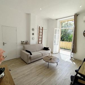 Grand Studio Avec Terrasse