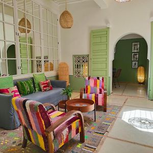 Dar Dabakech, Proche Jemma El Fna, Souk, Centre Medina, Riad, Logement Entier De 2 A 6 Personnes
