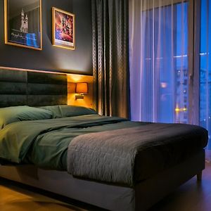 Appartement à 2 Chambres à Coucher
